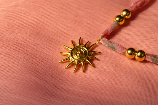 Sun pendant necklace